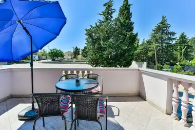 Image de Appartement de deux chambres avec la terrasse Zadar (A-18098-a)