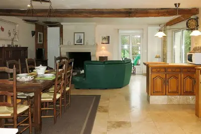 Image de Merveilleuse maison de vacances privée avec Wifi, Tv, terrasse, animaux admis et parking