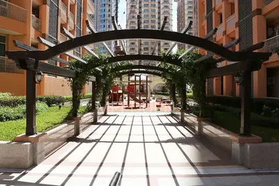 Image de Résidences de luxe connectées au centre commercial Grand Canal de Venise, Fort Bgc Philippines