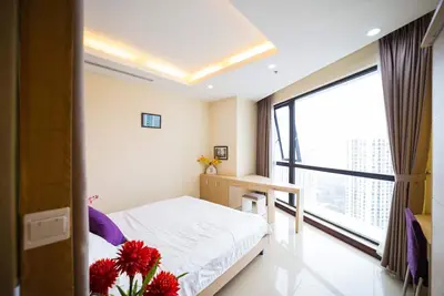 Image de Rosy 5 ★ Royal City Hanoi ♥ Luxury 3 Br Apt-King bed