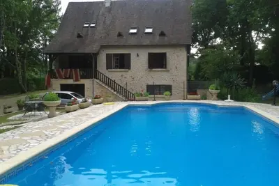 Image de villa avec piscine grand confort