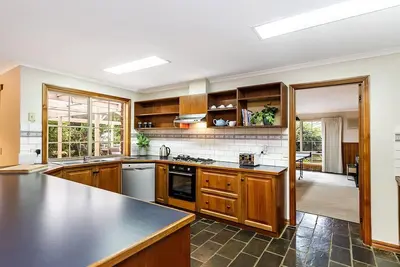 Image de Confort sur Conns - Warrnambool, Vic