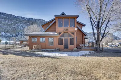 Image de Nouveau! Cabine avec bain à remous - Accès privé à la pêche à la mouche