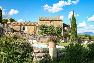 Image de Le Mas de Marie, en Drôme Provençale, une parenthèse 100% nature