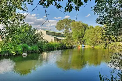 Image de Nouveau! Yellowstone River Cabin w / Kayaks, Mtn Views!
