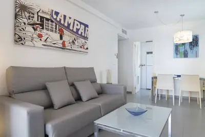 Image de Première ligne / Wifi / Spa / Vues mer / Piscine chauffée / Mascotte