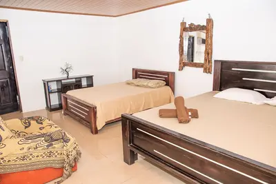 Image de Nouveau Studio Apt PRÈS Du Tennis Club. Lit King Size