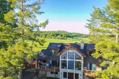 Image de Luxueux Timberframe Cottage