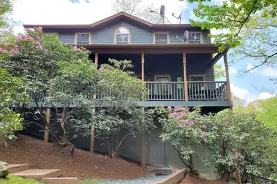 Image de 7 Chambres, 3 Bains, 14 Couches, Nouveau Sur Le MARCHÉ, Grande Ouverture