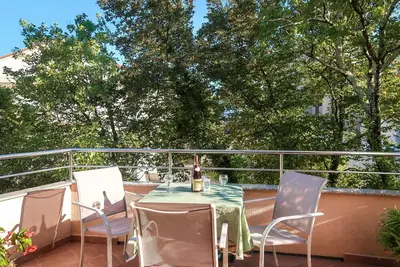 Image de Joli appartement pour 2 personnes avec Wifi, Tv, terrasse et parking