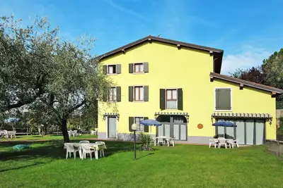 Image de Agréable appartement dans une maison de vacances avec climatisation, Wifi, piscine, Tv et parking