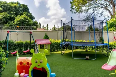 Image de Three Bedroom Apartment At Ridge