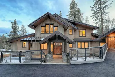 Maison de luxe neuve avec vue sur le fairway