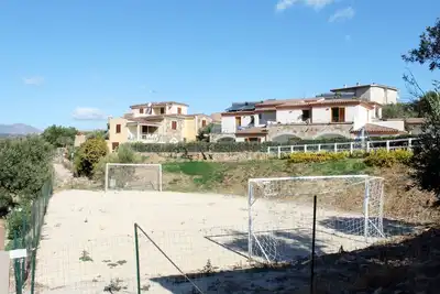 Image de Agréable appartement avec piscine, Wifi, climatisation, Tv, terrasse, animaux admis et parking
