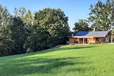Image de Pavillon de chasse dans le vert