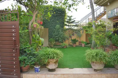 Image de Une maison loin de la maison.