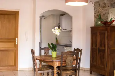 Image de Appartement spacieux et lumineux avec balcon, à 50 m de la plage