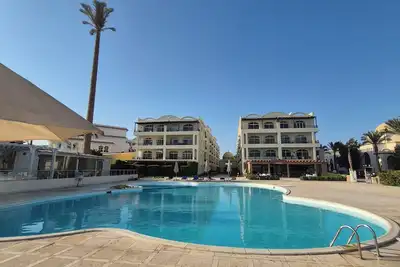 Image de Palm Beach Piazza, Large apartment, garden view. Close to pool and private beach