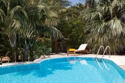 Image de Villa privée avec piscine chauffée et vue mer