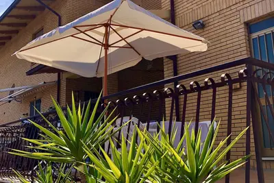 Image de House with garden and terrace