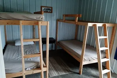 Image de 5. 8 miles de Rocky Fork Lake State Park Office, Camp Bunkkhouse pour 20 personnes