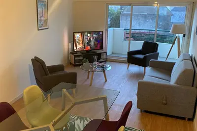 Image de Vannes centre  65m2. 6 pers 2 ch parking privé wifi