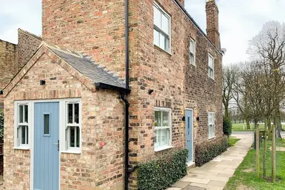 Image de 2 chambres à coucher à York