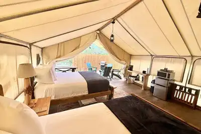 Image de Tente n ° 1 au complexe East Zion (deux grands lits)