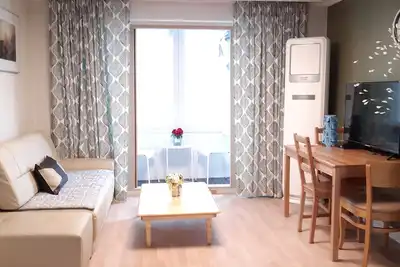 Image de 50 mètres de 2 lignes de métro, centre de Séoul, facile pour toutes les directions