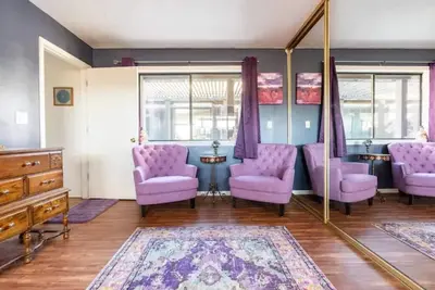 Image de Large country home with 3 rooms and 3 baths