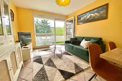 Image de Superbe 2 Pièces Confort, Terrasse, Parking Privé, Proche Lac et Centre d'Annecy
