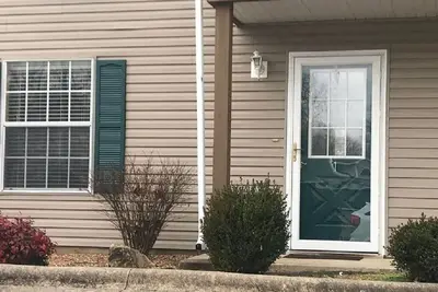 Image de Sentiment à la maison avec des équipements.