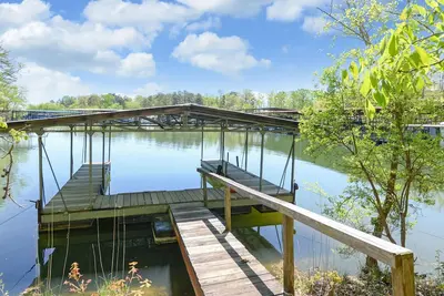 Image de Condo 2 chambres 2 salles de bain sur le lac Lanier-
