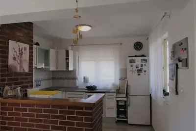 Image de Maison d'hĂ´tes Domljan au calme, maison nature