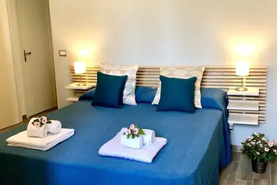 Appartement moderne et central près de la mer