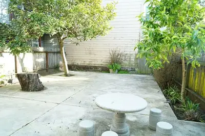 Image de Charmante maison dans le couloir de Lake Street