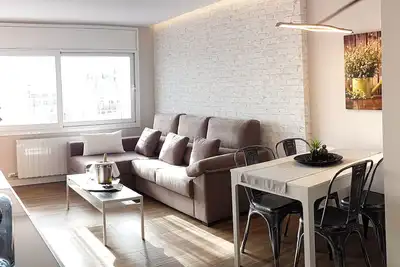 Image de Appartement / grenier spacieux, lumineux et confortable à 150 m de la mer