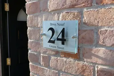 Image de Drws Nesaf Cardiff Townhouse