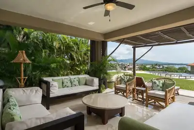 Image de Hacienda de Mita - 3 chambres + Flex, 4. 5 salles de bain (8 personnes) Nouveau sur le marché