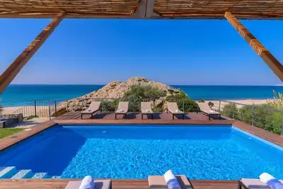 El Peñón Zahara de los Atunes by Ruralidays
