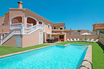 Image de Maison de vacances privée avec climatisation, piscine privée, Wifi, Tv, patio, parking