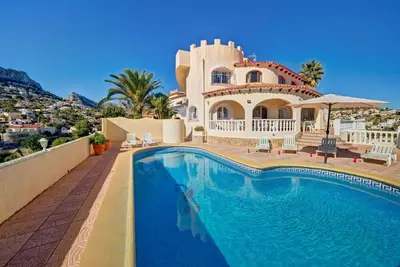 Image de Maison de vacances privée avec climatisation, piscine privée, Wifi, Tv, terrasse, parking