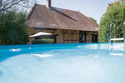 Image de Maison de vacances privée avec Wifi, piscine privée, Tv, terrasse, animaux admis, parking