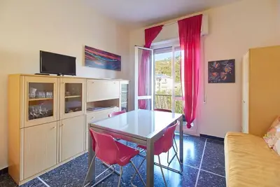Image de Spacious apartment halfway between the ancient town and the sea
