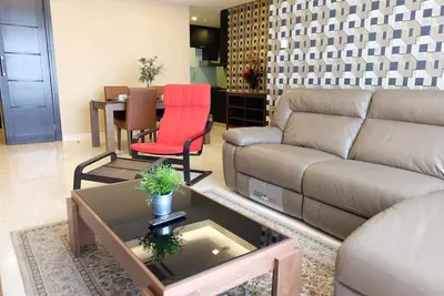 Image de Nouveau condo de luxe 2 Br Ă Epicentrum Rasuna