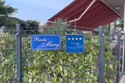 Image de A modern family apartment near the sea - Punta Mary