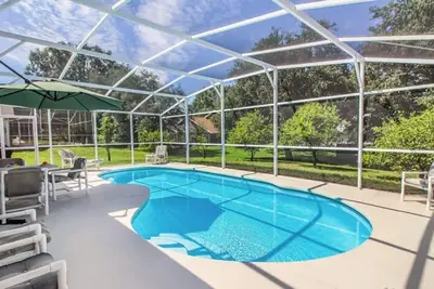 Image de Harovin - Belle 3 Chambres 2 Courts Bath Villa Près de tennis Aire de jeux Etc