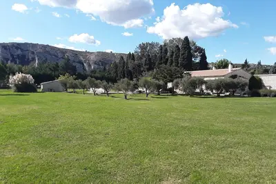 Image de Propriété en pierres de 150 m² sur 8000 m² avec piscine