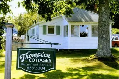 Image de 3 chalets d'une chambre entièrement équipés avec Wifi gratuit / location à la semaine