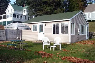 Image de 3 chalets d'une chambre entièrement équipés avec Wifi gratuit / location à la semaine